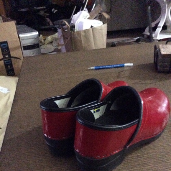 COPY - Bjork Red Women Clogs - Picture 3 of 8